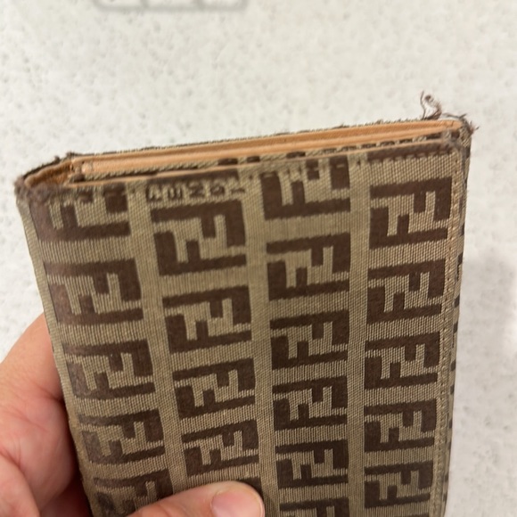 ⭐️ Fendi Vintage Zucchino Flap Wallet 100% Authentic - Picture 10 of 10